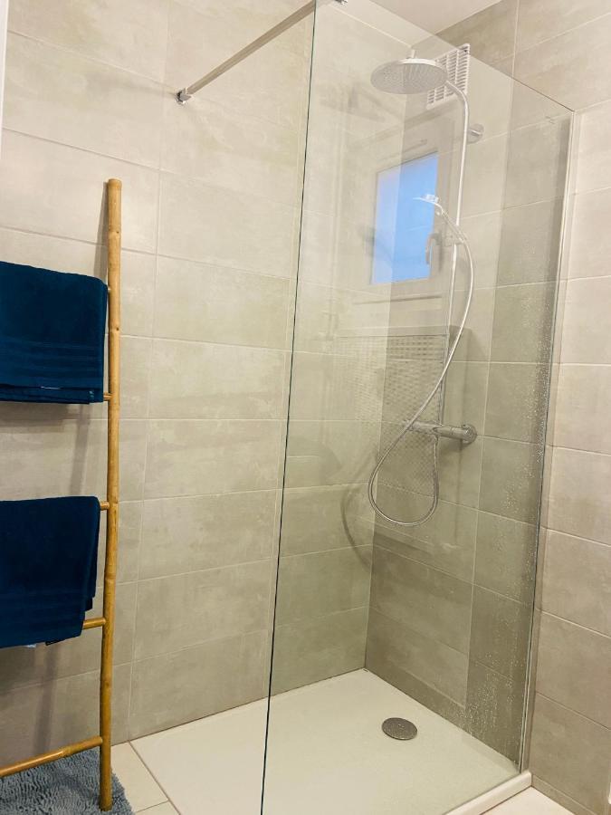 Appartement 2 Chambres Avec Terrasse Vue Sur Jardin Arbore Pontarlier Eksteriør billede