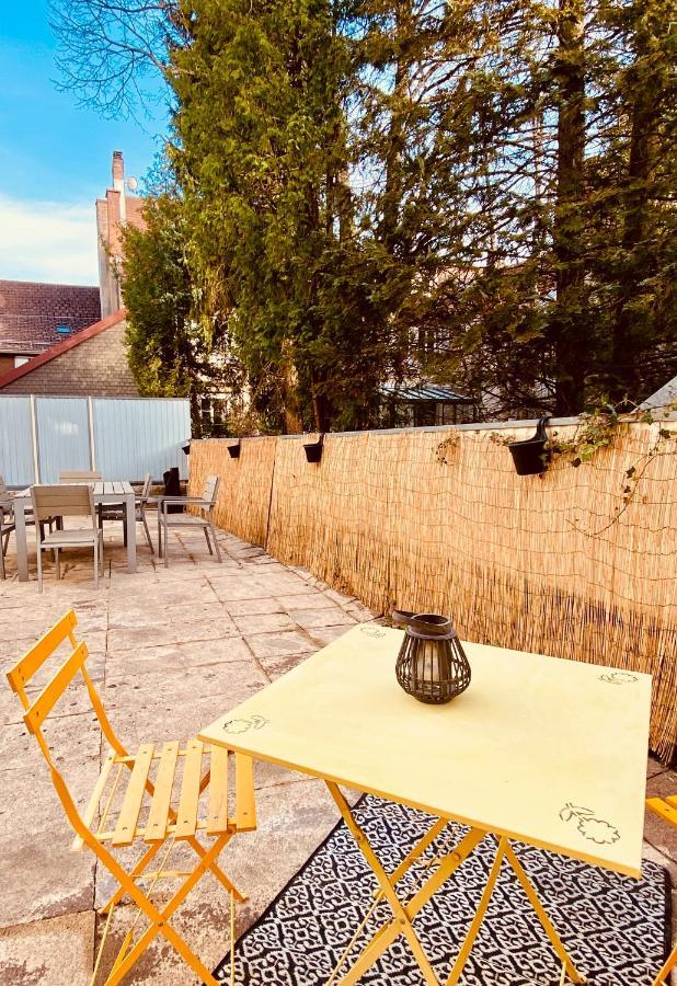 Appartement 2 Chambres Avec Terrasse Vue Sur Jardin Arbore Pontarlier Eksteriør billede